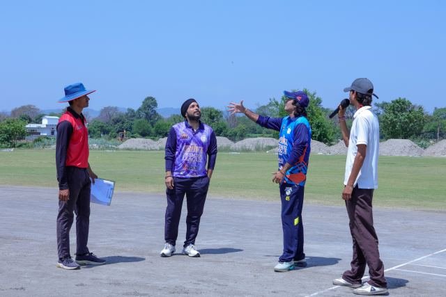Photo 3 from Garhwal Boys Uk 07 VS Pirates XI Cricket Club